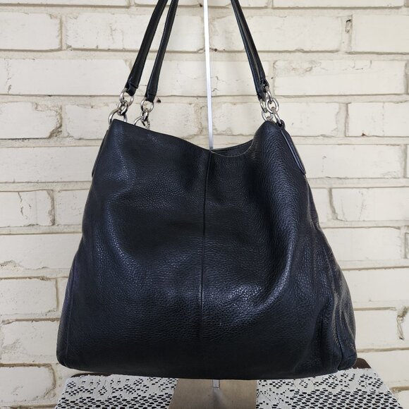 Euc Coach Madison Phoebe Shoulder Bag Purse - Picture 4 of 17